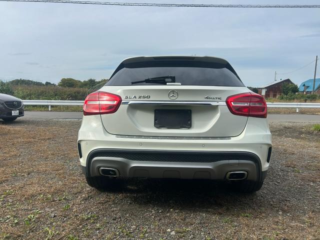 MERCEDES BENZ GLA-CLASS GLA250 4MATIC SPORTS