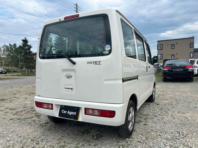 ハイゼットカーゴ スペシャル　４ＷＤ　ＡＴ　両側スライドドア　アルミホイール　エアコン　運転席エアバッグ　助手席エアバッグ（9枚目）