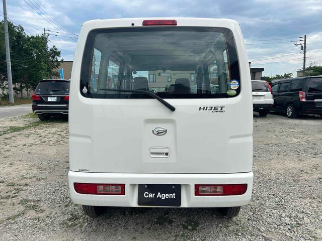 ハイゼットカーゴ スペシャル　４ＷＤ　ＡＴ　両側スライドドア　アルミホイール　エアコン　運転席エアバッグ　助手席エアバッグ（11枚目）