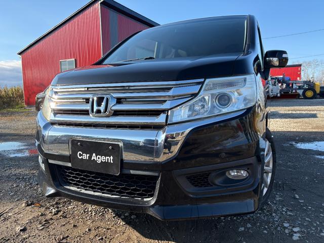 ステップワゴンスパーダ Ｚ　４ＷＤ　ＥＴＣ　バックカメラ　ＴＶ　クリアランスソナー　両側電動スライドドア　ＨＩＤ　スマートキー　アイドリングストップ　電動格納ミラー　後席モニター　３列シート　ＣＶＴ　アルミホイール（16枚目）