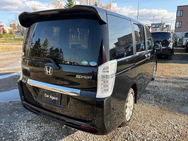 ステップワゴンスパーダ Ｚ　４ＷＤ　ＥＴＣ　バックカメラ　ＴＶ　クリアランスソナー　両側電動スライドドア　ＨＩＤ　スマートキー　アイドリングストップ　電動格納ミラー　後席モニター　３列シート　ＣＶＴ　アルミホイール（21枚目）