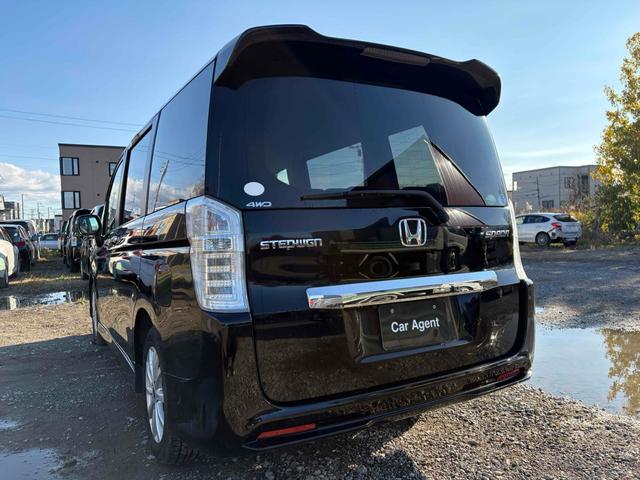 ステップワゴンスパーダ Ｚ　４ＷＤ　ＥＴＣ　バックカメラ　ＴＶ　クリアランスソナー　両側電動スライドドア　ＨＩＤ　スマートキー　アイドリングストップ　電動格納ミラー　後席モニター　３列シート　ＣＶＴ　アルミホイール（28枚目）