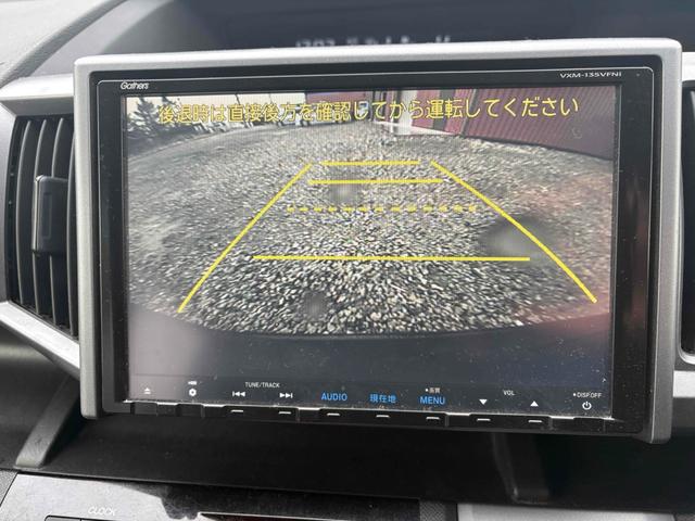 ステップワゴンスパーダ パワーエディション 4WD ETC バックカメラ TV 両側電動スライドドア HID スマートキー アイドリングストップ 3列シート CVT 盗難防止システム 衝突安全ボディ ABS ESC エアコン パワーステアリング(5枚目)