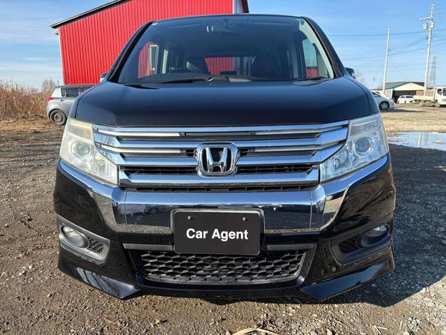 ステップワゴンスパーダ パワーエディション　４ＷＤ　ＥＴＣ　バックカメラ　ＴＶ　両側電動スライドドア　ＨＩＤ　キーレスエントリー　アイドリングストップ　電動格納ミラー　後席モニター　３列シート　ＣＶＴ　アルミホイール　盗難防止システム（15枚目）