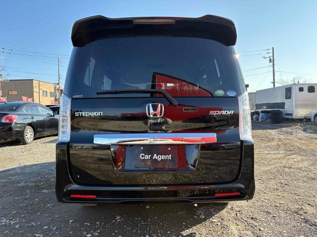 ステップワゴンスパーダ パワーエディション　４ＷＤ　ＥＴＣ　バックカメラ　ＴＶ　両側電動スライドドア　ＨＩＤ　キーレスエントリー　アイドリングストップ　電動格納ミラー　後席モニター　３列シート　ＣＶＴ　アルミホイール　盗難防止システム（23枚目）