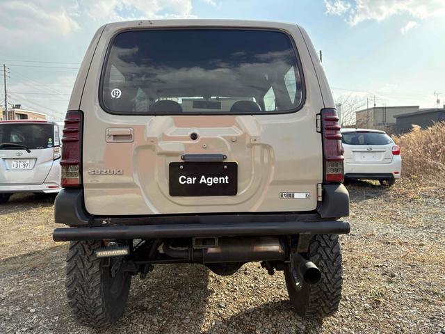 ジムニー ＦＩＳフリースタイルワールドカップリミテッド　全塗装済み　リフトアップ　４ＷＤ　ＥＴＣ　ＴＶ　キーレスエントリー　ＭＴ　ＡＢＳ　アルミホイール　衝突安全ボディ（13枚目）