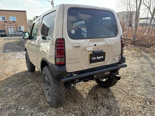 ジムニー ＦＩＳフリースタイルワールドカップリミテッド　全塗装済み　リフトアップ　４ＷＤ　ＥＴＣ　ＴＶ　キーレスエントリー　ＭＴ　ＡＢＳ　アルミホイール　衝突安全ボディ（16枚目）