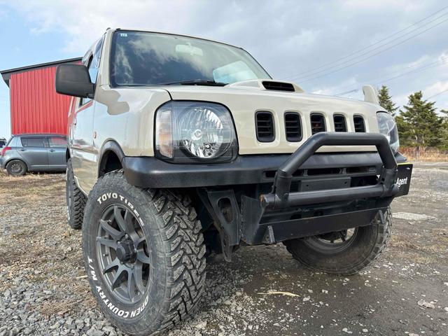 ジムニー ＦＩＳフリースタイルワールドカップリミテッド　全塗装済み　リフトアップ　４ＷＤ　ＥＴＣ　ＴＶ　キーレスエントリー　ＭＴ　ＡＢＳ　アルミホイール　衝突安全ボディ（21枚目）