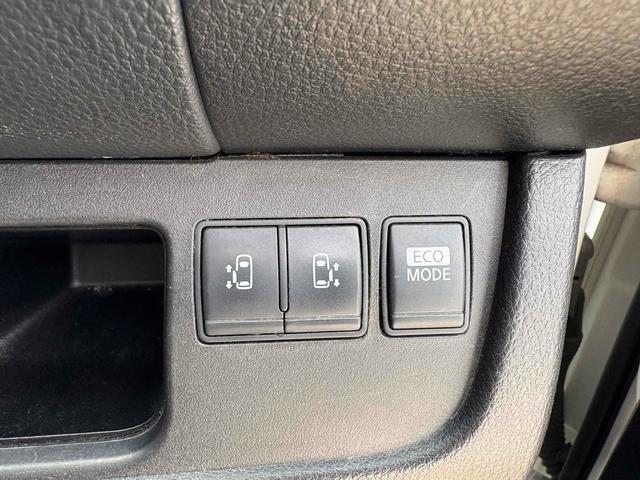 セレナ ハイウェイスター 4WD ETC バックカメラ TV オートクルーズコントロール 両側電動スライドドア スマートキー アイドリングストップ 電動格納ミラー 後席モニター 3列シート ウォークスルー CVT(7枚目)