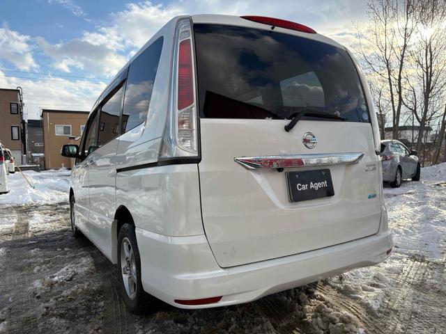 セレナ ハイウェイスター 4WD ETC バックカメラ TV オートクルーズコントロール 両側電動スライドドア スマートキー アイドリングストップ 電動格納ミラー 後席モニター 3列シート ウォークスルー CVT(28枚目)