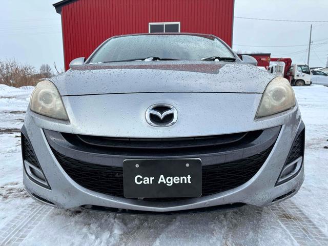 アクセラスポーツ １５Ｃ　ＴＶ　アルミホイール　キーレスエントリー　ＣＶＴ　盗難防止システム　衝突安全ボディ　ＡＢＳ　エアコン　パワーステアリング　パワーウィンドウ（9枚目）