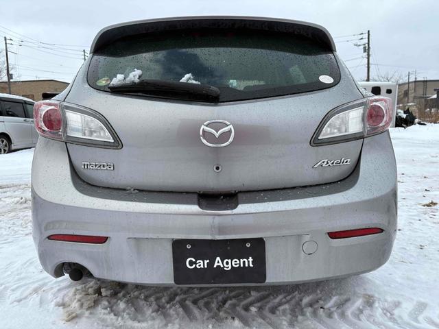 アクセラスポーツ １５Ｃ　ＴＶ　アルミホイール　キーレスエントリー　ＣＶＴ　盗難防止システム　衝突安全ボディ　ＡＢＳ　エアコン　パワーステアリング　パワーウィンドウ（12枚目）