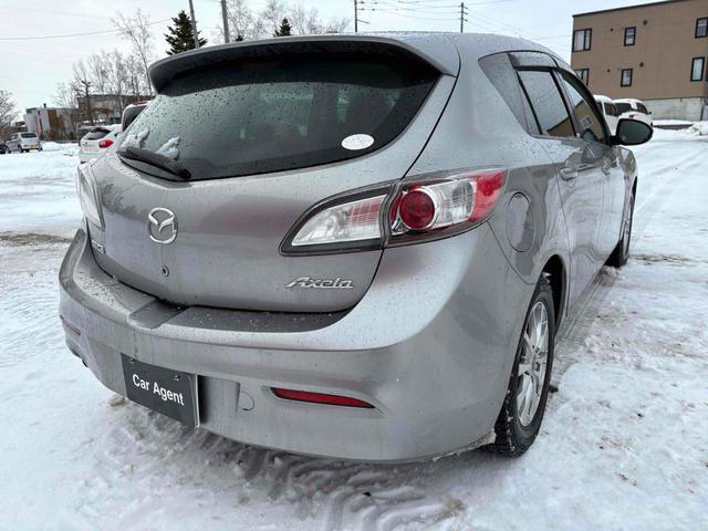 アクセラスポーツ １５Ｃ　ＴＶ　アルミホイール　キーレスエントリー　ＣＶＴ　盗難防止システム　衝突安全ボディ　ＡＢＳ　エアコン　パワーステアリング　パワーウィンドウ（16枚目）