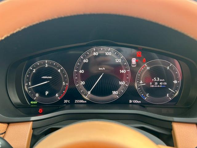 ＣＸ－６０ ＸＤ－ハイブリッド　プレミアムスポーツ　マツダコネクトナビＴＶ／ＢＯＳＥ／パノラマサンルーフ／３６０度モニター／茶革／ＬＥＤヘッドライト／シートヒーター／シートエアコン／ワイヤレス充電／ステアリングヒーター／レーダークルーズ／ＥＴＣ／（32枚目）