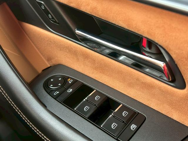 ＣＸ－６０ ＸＤ－ハイブリッド　プレミアムスポーツ　マツダコネクトナビＴＶ／ＢＯＳＥ／パノラマサンルーフ／３６０度モニター／茶革／ＬＥＤヘッドライト／シートヒーター／シートエアコン／ワイヤレス充電／ステアリングヒーター／レーダークルーズ／ＥＴＣ／（50枚目）