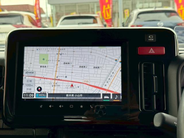 スペーシアギア ハイブリッドＸＺ　全方位モニター付９インチナビ／フルセグＴＶ／ドラレコ／両側パワースライドドア／セーフティサポート／ヘッドアップディスプレイ／ＬＥＤヘッドライト／シートヒーター／ステアリングヒーター／ＥＴＣ／ＵＳＢ（4枚目）