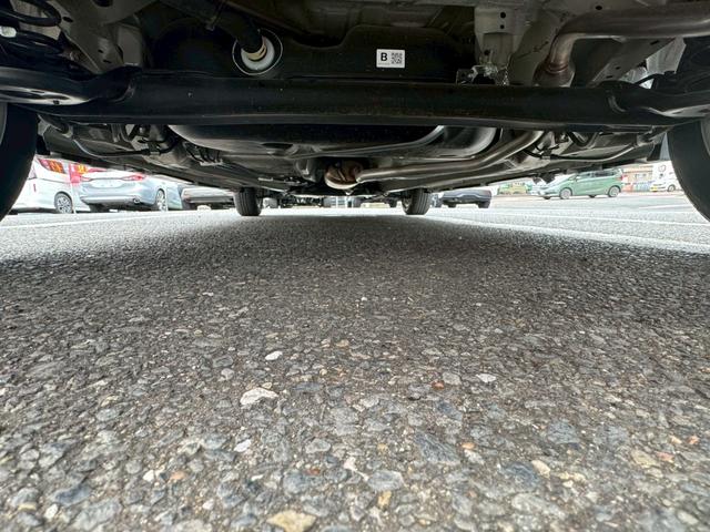 スペーシアギア ハイブリッドＸＺ　全方位モニター付９インチナビ／フルセグＴＶ／ドラレコ／両側パワースライドドア／セーフティサポート／ヘッドアップディスプレイ／ＬＥＤヘッドライト／シートヒーター／ステアリングヒーター／ＥＴＣ／ＵＳＢ（67枚目）