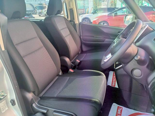 セレナ Ｂ　インテリジェントアラウンドビューモニター／全方位運転支援システム／クルーズコントロール／インテリジェントキー／プッシュエンジンスターター／ハロゲンヘッドランプ／オートライト／ハイビームアシスト／（6枚目）