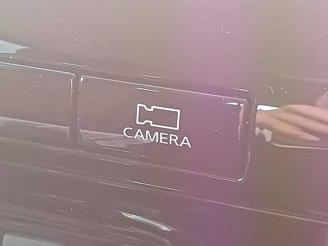 セレナ Ｂ　インテリジェントアラウンドビューモニター／全方位運転支援システム／クルーズコントロール／インテリジェントキー／プッシュエンジンスターター／ハロゲンヘッドランプ／オートライト／ハイビームアシスト／（14枚目）