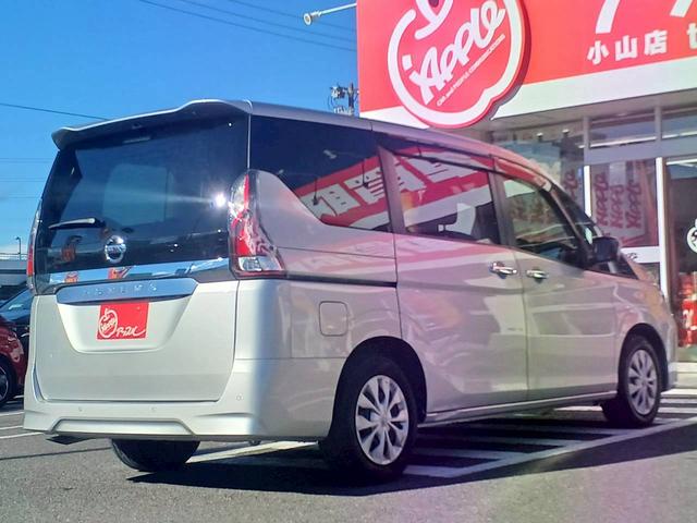 セレナ Ｂ　インテリジェントアラウンドビューモニター／全方位運転支援システム／クルーズコントロール／インテリジェントキー／プッシュエンジンスターター／ハロゲンヘッドランプ／オートライト／ハイビームアシスト／（17枚目）