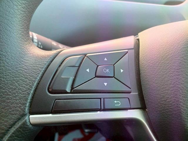 セレナ Ｂ　インテリジェントアラウンドビューモニター／全方位運転支援システム／クルーズコントロール／インテリジェントキー／プッシュエンジンスターター／ハロゲンヘッドランプ／オートライト／ハイビームアシスト／（27枚目）