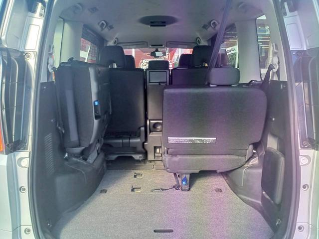 セレナ Ｂ　インテリジェントアラウンドビューモニター／全方位運転支援システム／クルーズコントロール／インテリジェントキー／プッシュエンジンスターター／ハロゲンヘッドランプ／オートライト／ハイビームアシスト／（36枚目）