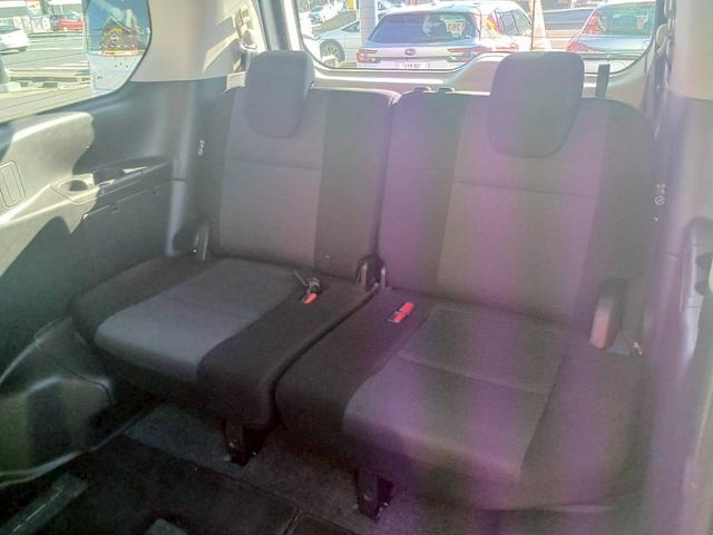 セレナ Ｂ　インテリジェントアラウンドビューモニター／全方位運転支援システム／クルーズコントロール／インテリジェントキー／プッシュエンジンスターター／ハロゲンヘッドランプ／オートライト／ハイビームアシスト／（38枚目）