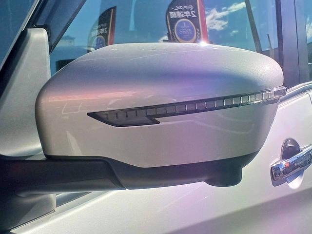 セレナ Ｂ　インテリジェントアラウンドビューモニター／全方位運転支援システム／クルーズコントロール／インテリジェントキー／プッシュエンジンスターター／ハロゲンヘッドランプ／オートライト／ハイビームアシスト／（55枚目）