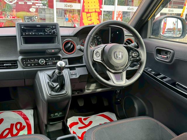 N-ONE RS 6速マニュアルターボ/ホンダセンシング/アダプティブクルーズコントロール/LEDヘッドライト/オートハイビーム/シートヒーター/スマートキー/プッシュスタート/走行距離6300キロ/車検令和9年12月(36枚目)