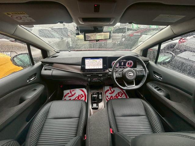 オーラ Ｇ　ＦＯＵＲ　レザーエディション　プロパイロット／ＢＯＳＥ／純正コネクトナビ／フルセグＴＶ／アラウンドビューモニター／インテリジェントルームミラー／シートヒーター／ステアリングヒーター／ＬＥＤヘッドライト／ＥＴＣ２．０／ワイヤレス充電（4枚目）