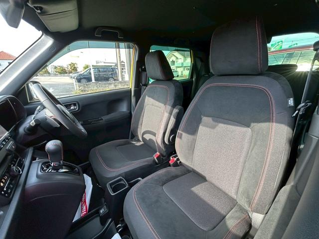 N-ONE RS ターボ/純正ナビ/フルセグTV/バックカメラ/ホンダセンシング/アダプティブクルコン/パドルシフト/LEDライト/オートハイビーム/シートヒーター/スマートキー/プッシュスタート/走行距離7100キロ(11枚目)