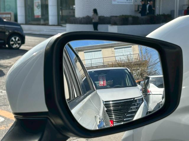 ノート ｅ－パワー　Ｂ　ナビ／バックカメラ／Ｂｌｕｅｔｏｏｔｈ／エマージェンシーブレーキ／インテリジェントキー／プッシュスタート／車検整備付き／アップルあんしんライト保証１年付き／（51枚目）