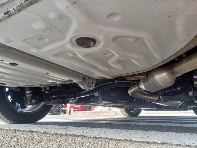 ヴォクシー Ｓ－Ｚ　両側パワースライドドア／１０．５インチディスプレイオーディオ／ＴＶ／バックカメラ／セーフティセンス／ＬＥＤヘッドライト／シートヒーター／ＥＴＣ２．０／１７インチ純正ＡＷ／走行距離１２９６３ｋｍ／（58枚目）