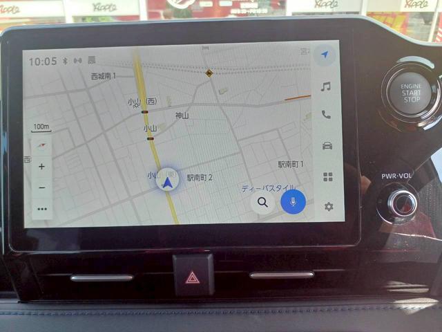 ヴォクシー Ｓ－Ｚ　両側パワースライドドア／１０．５インチディスプレイオーディオ／ＴＶ／バックカメラ／セーフティセンス／ＬＥＤヘッドライト／シートヒーター／ＥＴＣ２．０／１７インチ純正ＡＷ／走行距離１０９５７ｋｍ／（4枚目）