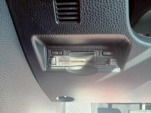 ヴォクシー Ｓ－Ｚ　両側パワースライドドア／１０．５インチディスプレイオーディオ／ＴＶ／バックカメラ／セーフティセンス／ＬＥＤヘッドライト／シートヒーター／ＥＴＣ２．０／１７インチ純正ＡＷ／走行距離１０９５７ｋｍ／（10枚目）