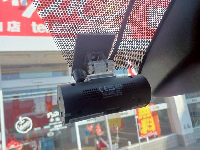 ヴォクシー Ｓ－Ｚ　両側パワースライドドア／１０．５インチディスプレイオーディオ／ＴＶ／バックカメラ／セーフティセンス／ＬＥＤヘッドライト／シートヒーター／ＥＴＣ２．０／１７インチ純正ＡＷ／走行距離１０９５７ｋｍ／（41枚目）