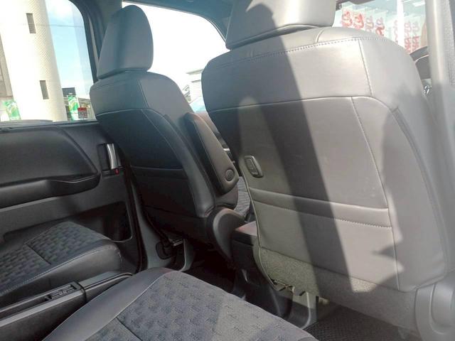 ヴォクシー Ｓ－Ｚ　両側パワースライドドア／１０．５インチディスプレイオーディオ／ＴＶ／バックカメラ／セーフティセンス／ＬＥＤヘッドライト／シートヒーター／ＥＴＣ２．０／１７インチ純正ＡＷ／走行距離１０９５７ｋｍ／（47枚目）