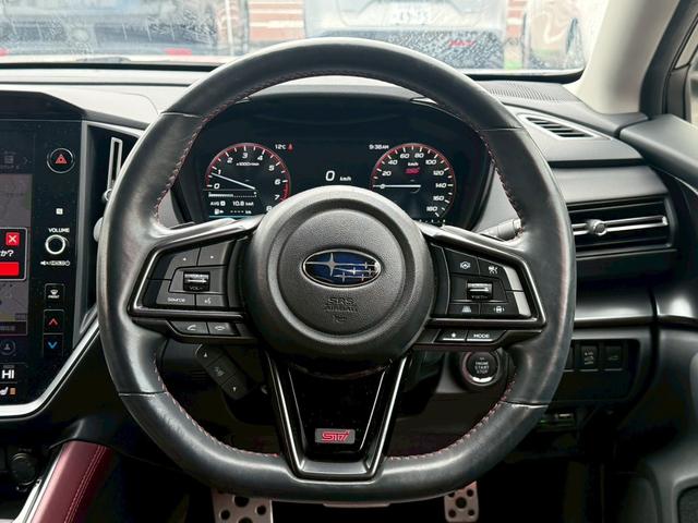 レヴォーグ ＳＴＩスポーツ　ＥＸ　ボルドーレザーシート／１１．６インチセンターディスプレイナビ／フルセグＴＶ／バックカメラ／ハンズフリーパワーバックドア／アイサイトＸテクノロジー／ＫＥＤライト／パワーシート／前後席シートヒーター／（7枚目）