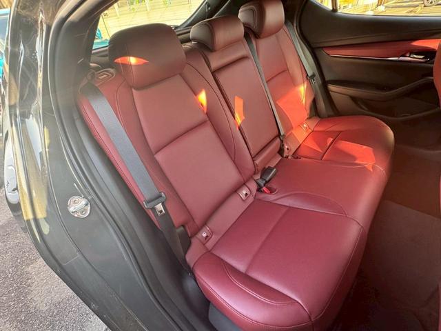 ���̂�Ŕ��A�b�v���̃A���o�T�_�[�́u�̂�v����B�Ԃ𔄂鎞�A�������ɕs���ɂȂ�����Y��ł���ƁA�̂�ƃl�R����񂪌���܂��B�A�b�v���Ɉ��S���Ă����k�������B