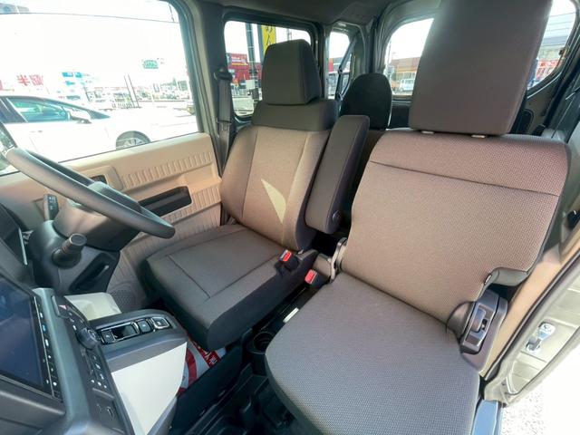 Ｎ－ＶＡＮ ｅ： ｅ：　ファン　純正ナビ／フルセグＴＶ／バックカメラ／ＥＴＣ／ＬＥＤ／ホンダセンシング／アダプティブクルーズコントロール／オートハイビーム／急速充電ポート／シートヒーター／ドラレコ／充電用タイプＣジャック／（13枚目）