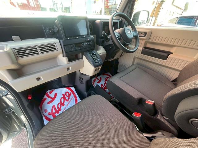 Ｎ－ＶＡＮ ｅ： ｅ：　ファン　純正ナビ／フルセグＴＶ／バックカメラ／ＥＴＣ／ＬＥＤ／ホンダセンシング／アダプティブクルーズコントロール／オートハイビーム／急速充電ポート／シートヒーター／ドラレコ／充電用タイプＣジャック／（14枚目）