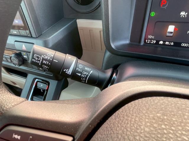 Ｎ－ＶＡＮ ｅ： ｅ：　ファン　純正ナビ／フルセグＴＶ／バックカメラ／ＥＴＣ／ＬＥＤ／ホンダセンシング／アダプティブクルーズコントロール／オートハイビーム／急速充電ポート／シートヒーター／ドラレコ／充電用タイプＣジャック／（32枚目）