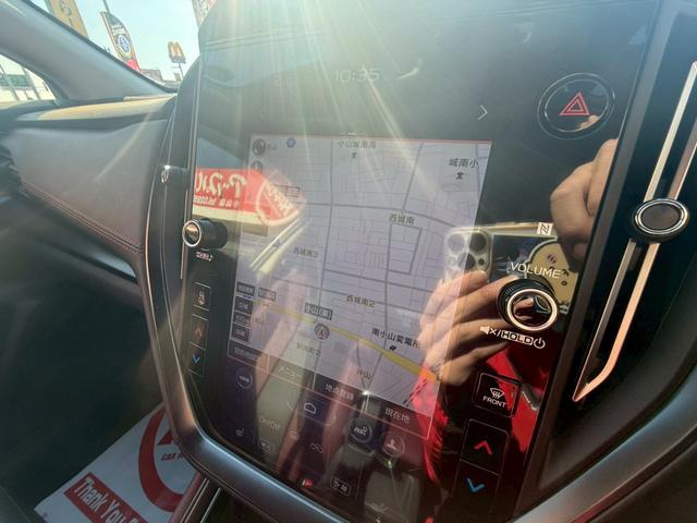 レヴォーグ ＳＴＩスポーツ　ＥＸ　デジタルコクピット／１１．６インチセンターディスプレイ／純正ナビ／フルセグＴＶ／パワーバックドア／アイサイトＸテクノロジー／レザーシート／パワーシート／シートヒーター／ＬＥＤライト／ＥＴＣ／ＵＳＢ（5枚目）