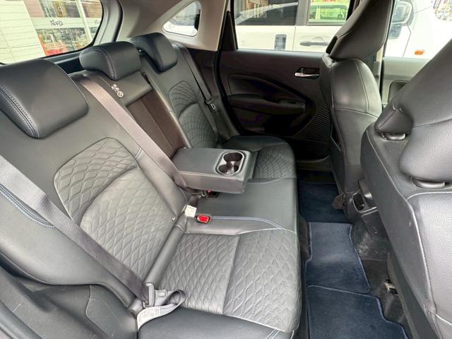 ノート オーテック　クロスオーバー　ＦＯＵＲ　４ＷＤ／プロパイロット／メーカー純正コネクトナビ／フルセグＴＶ／全方位カメラ／デジタルインナーミラー／オーテック専用シート／シートヒーター／ステアヒーター／ＥＴＣ２．０／ワイヤレス充電／ＬＥＤライト／（10枚目）