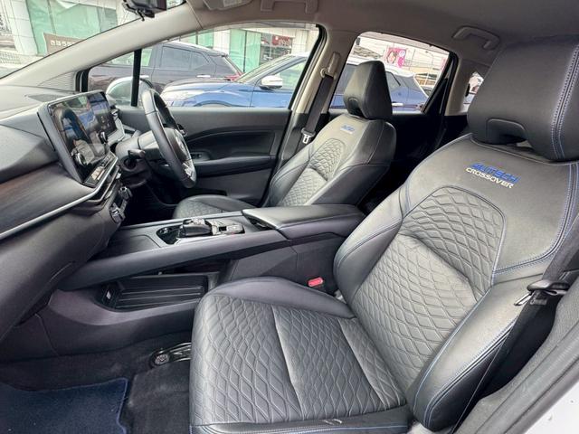 ノート オーテック　クロスオーバー　ＦＯＵＲ　４ＷＤ／プロパイロット／メーカー純正コネクトナビ／フルセグＴＶ／全方位カメラ／デジタルインナーミラー／オーテック専用シート／シートヒーター／ステアヒーター／ＥＴＣ２．０／ワイヤレス充電／ＬＥＤライト／（11枚目）