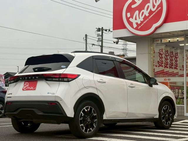 ノート オーテック　クロスオーバー　ＦＯＵＲ　４ＷＤ／プロパイロット／メーカー純正コネクトナビ／フルセグＴＶ／全方位カメラ／デジタルインナーミラー／オーテック専用シート／シートヒーター／ステアヒーター／ＥＴＣ２．０／ワイヤレス充電／ＬＥＤライト／（17枚目）