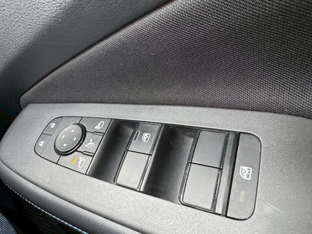 ノート オーテック　クロスオーバー　ＦＯＵＲ　４ＷＤ／プロパイロット／メーカー純正コネクトナビ／フルセグＴＶ／全方位カメラ／デジタルインナーミラー／オーテック専用シート／シートヒーター／ステアヒーター／ＥＴＣ２．０／ワイヤレス充電／ＬＥＤライト／（38枚目）