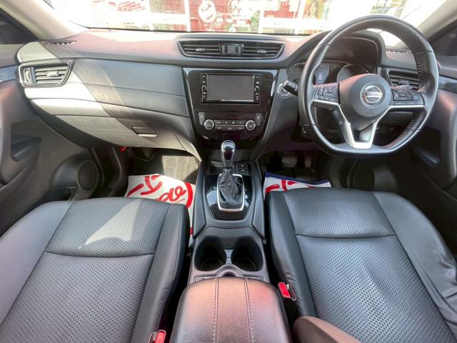 エクストレイル 20Xi 純正ナビ/TV/アラウンドビューモニター/プロパイロット/インテリジェントルームミラー/パワーシート/パワーリアゲート/シートヒーター/エマージェンシーブレーキ/ルーフレール/LEDヘッドライト/(3枚目)