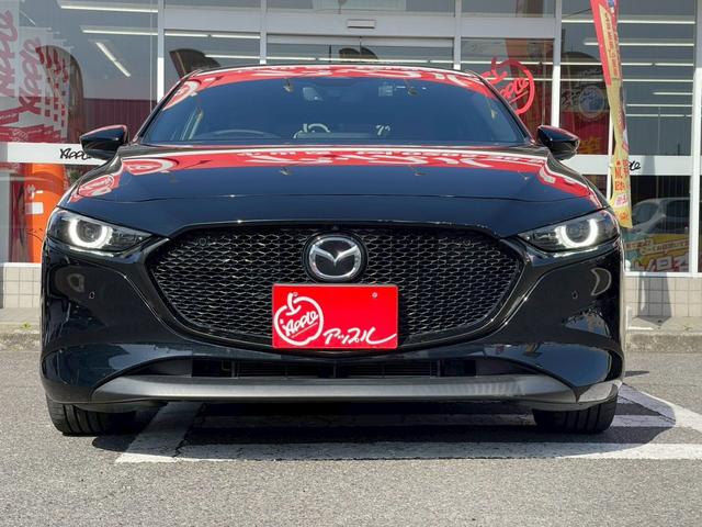 ＭＡＺＤＡ３ファストバック 　バーガンディレザーパッケージ／純正ナビＴＶ／３６０度カメラ／ドラレコ／ヘッドアップディスプレイ／クルージングトラフィックサポート／赤革／パワーシート／シートヒーター／ステアヒーター／ワイヤレス充電／（2枚目）