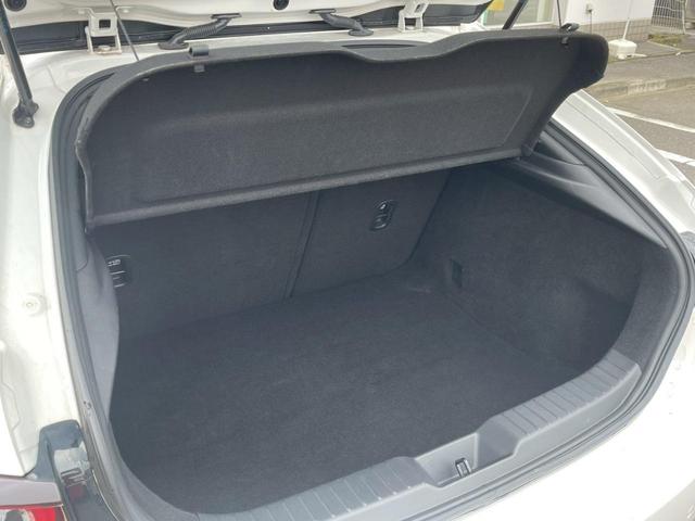 ＭＡＺＤＡ３ファストバック ２０Ｓプロアクティブ　ツーリングセレクション　８．８インチ純正ナビ／ＴＶ／バックカメラ／シートヒーター／ステアリングヒーター／レーダークルーズコントロール／スマートブレーキサポート／パーキングセンサー／ＬＥＤヘッドライト／ＥＴＣ／パワーシート／（39枚目）